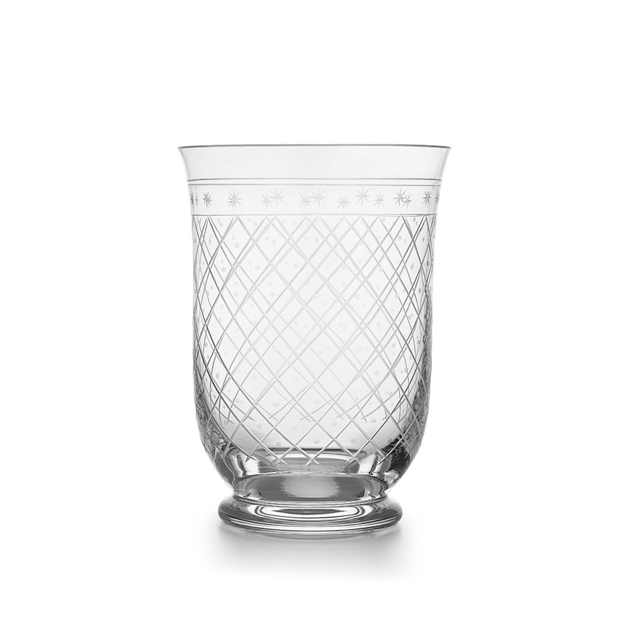 Hadeland Glassverk Victoria Lyslykt m/Ruteslip Klar 22cm - elegant lyslykt med håndslipt ruteslip, perfekt for å skape stemning i rommet.