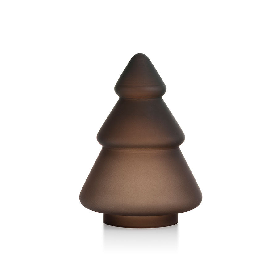 Frostet glass juletre i kakao-farge fra Hadeland Glassverk, moderne og elegant design, perfekt for juledekorasjon.
