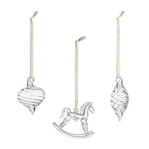 Glassheng Nostalgi 3pk fra Hadeland Glassverk med klare juleornamenter i form av kuler og gyngehest