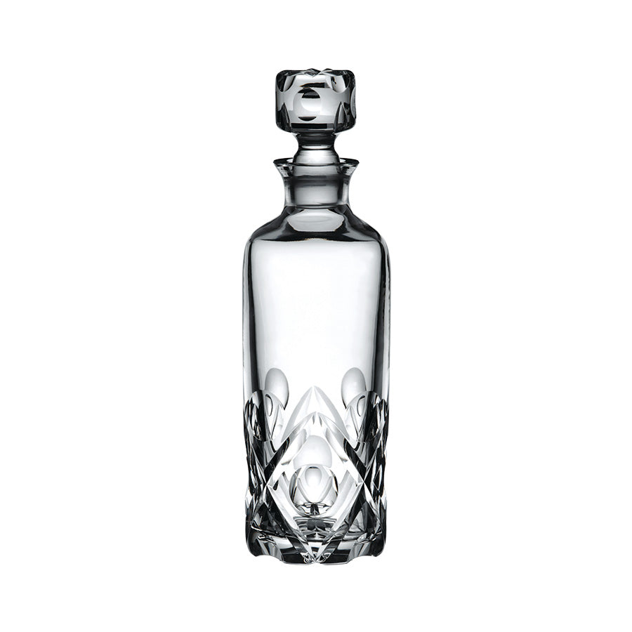 Hadeland Glassverk Montreal karaffel 75 cl i klart krystallglass med håndslipt dekor og klassisk korkpropp