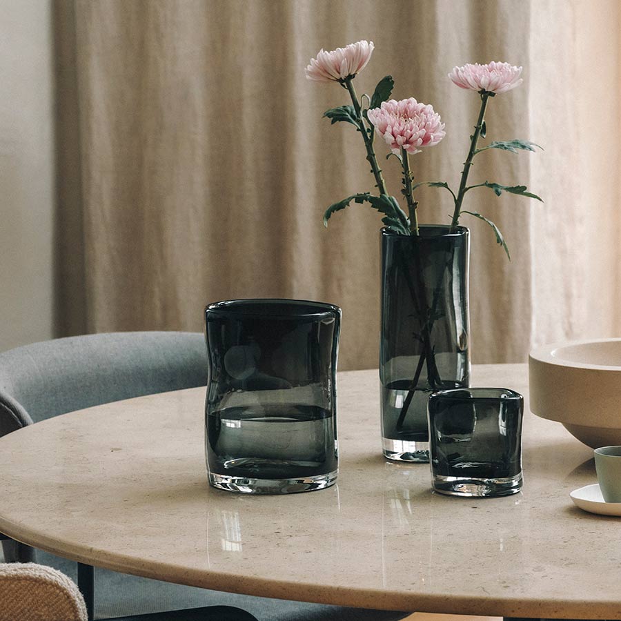 Hadeland Glassverk Sine Vase 29,5x11cm Røkgrå