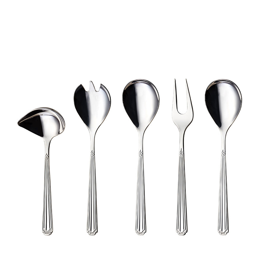 Elegant serveringsbestikk i 5 deler fra Hardanger Bestikk, inkludert serveringsskjeer, gafler og sauseøse. Perfekt for en gjennomført servering.