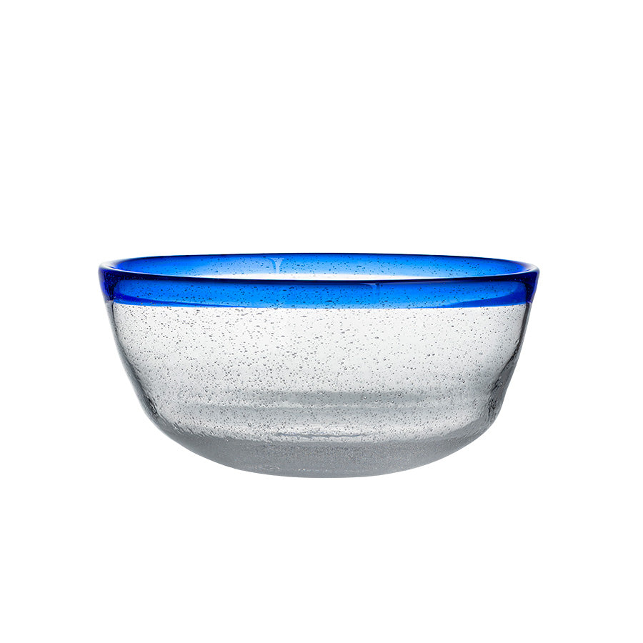 Hadeland Glassverk Skjærgård bolle med blå kant og bobletekstur, 26 cm diameter, perfekt for servering.