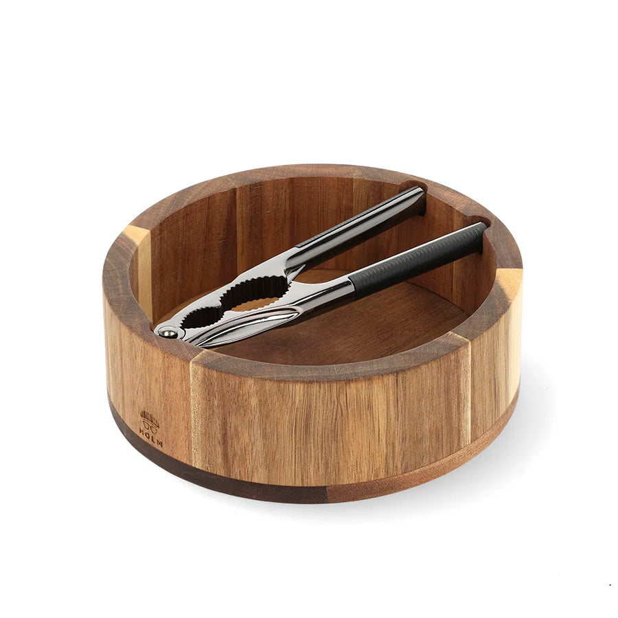 Elegant nøtteknekker og rund skål laget av FSC-sertifisert akasietre, perfekt for servering av nøtter.