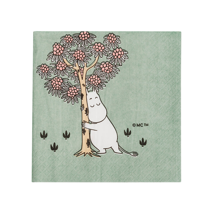 Moomin servietter i 33x33 cm med illustrasjon av Mummimamma som omfavner et tre, perfekt for hverdagsbord og festlige anledninger.