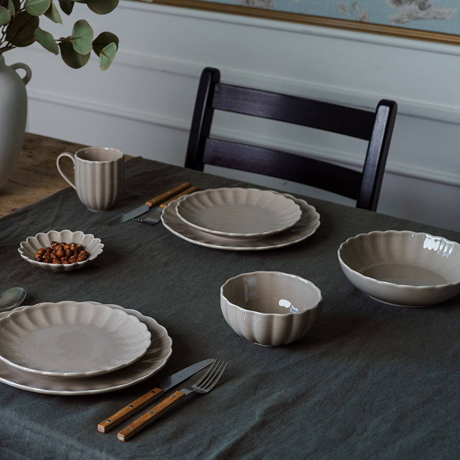 Nova Lilly Dyp Tallerken 20cm Grå