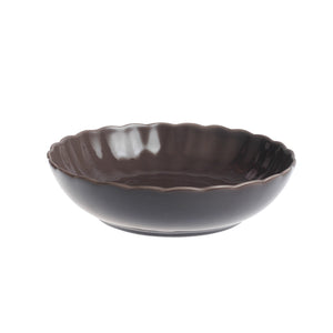 Nova Lilly dyp tallerken 20cm plomme - profilbilde av tallerkenen som viser dens bølgete form, ideell for servering av pastasalater.