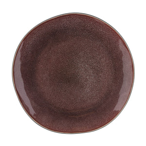 Oversikt av Porsgrunds Porselænsfabrik tallerken i burgunder farge, 26 cm, med håndlaget tekstur, ideell for middagservering.