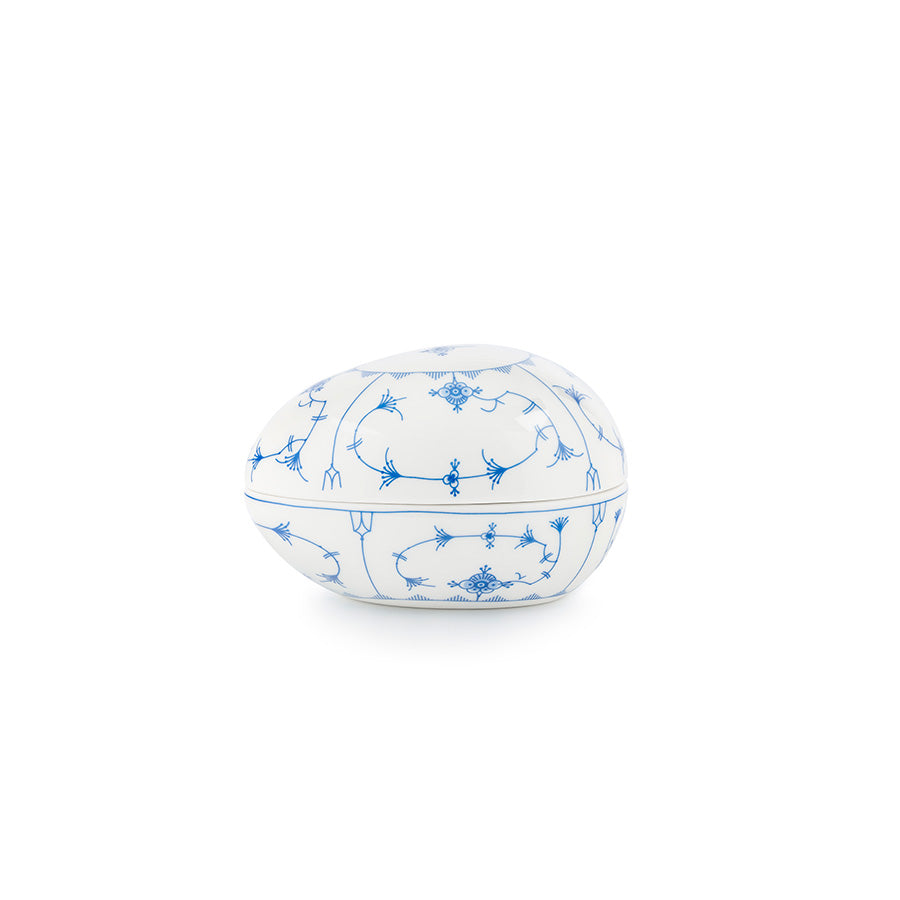 Porsgrunds Porselænsfabrik Stråmønsteregg m/Lokk Blå 14,5cm - elegant påskeegg med blått Stråmønster, perfekt for påskegodt og dekorasjon.