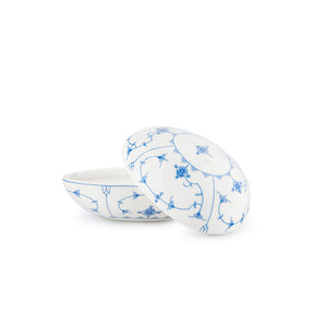 Det blå Stråmønsteret på Porsgrunds Porselænsfabrik Stråmønsteregg m/Lokk 14,5cm, et tidløst påskeegg for feiring og oppbevaring av påskegodt.