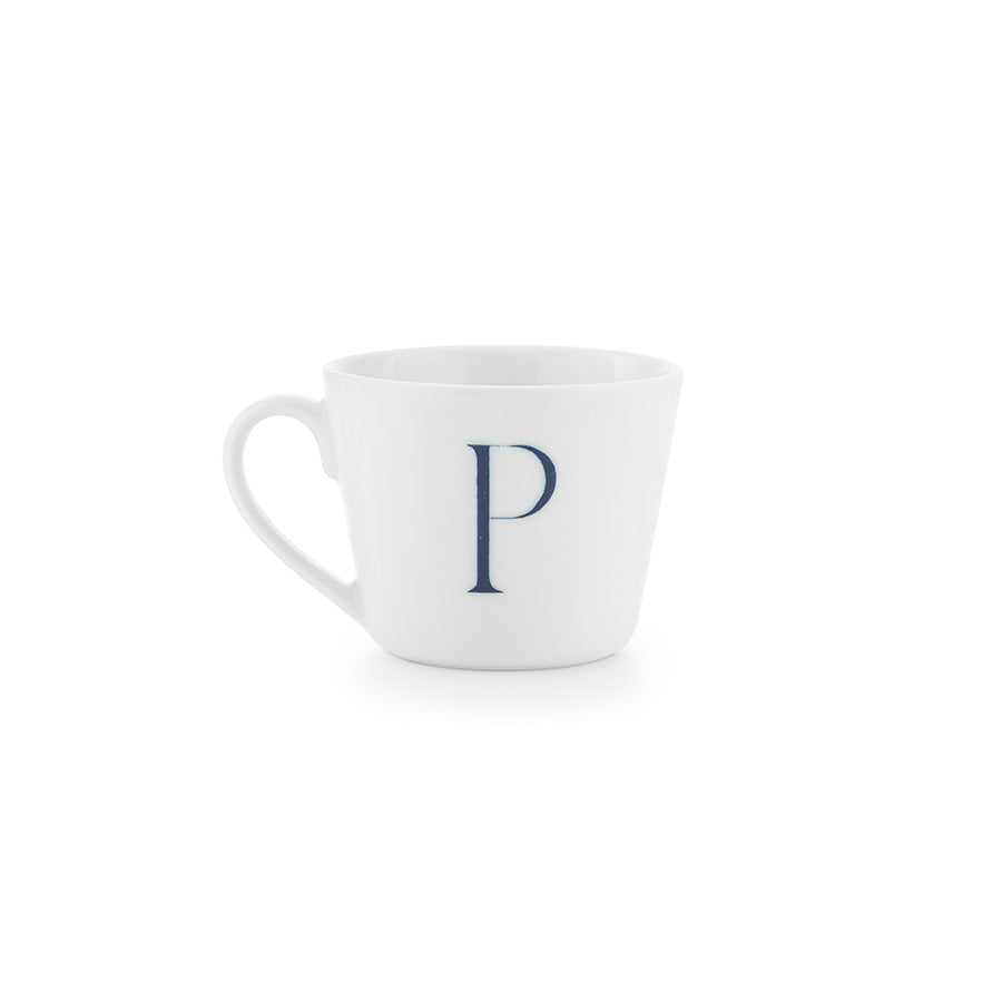 Porsgrunds Porselænsfabrik Bokstavkrus Krus 30cl P - Håndtegnet krus med bokstaven P i tidløs mørkblå dekor. Perfekt som personlig bokstavkrus for varme drikker.