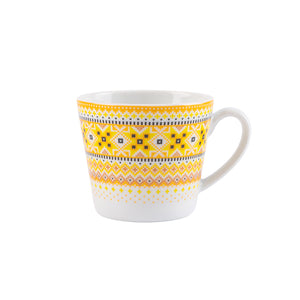 Porsgrunds Porselænsfabrik Ingrid Krus 40cl Gul i moderne design med bunad-inspirert strikkemønster, perfekt til kaffe og te.