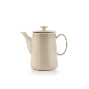 Elegant Latte-farget tekanne fra Porsgrunds Porselænsfabrik, perfekt for å servere te i koselige stunder.