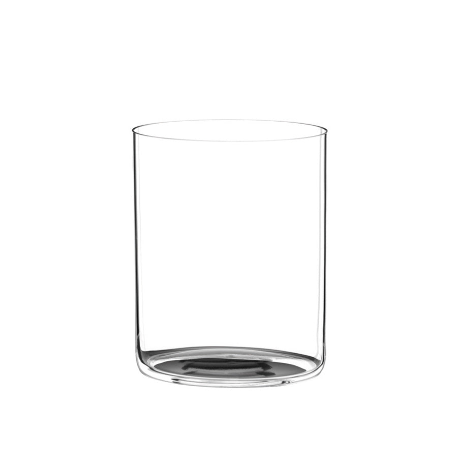 Riedel whiskyglass i krystallklart design, perfekt for å nyte whisky på en elegant måte.