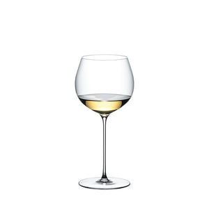 Riedel Superleggero Chardonnayglass 66cl – Vinglass med gyllen chardonnay, perfekt for å nyte fyldige, fruktige hvitviner.