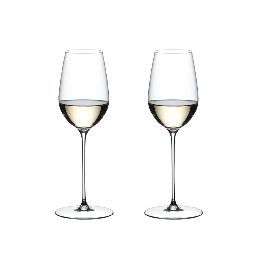Hvitvinsglass fra Riedel Superleggero serien, elegant design med tynn krystall, perfekt for riesling og andre hvitviner.