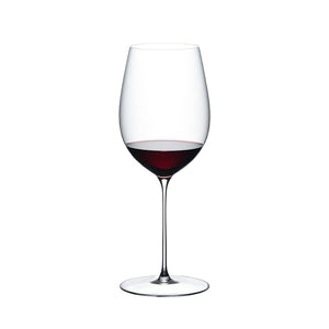 Riedel Superleggero rødvinsglass designet for cabernet og merlot, med romslig åpning for optimal aerasjon av vin. Perfekt for å heve vinopplevelsen.