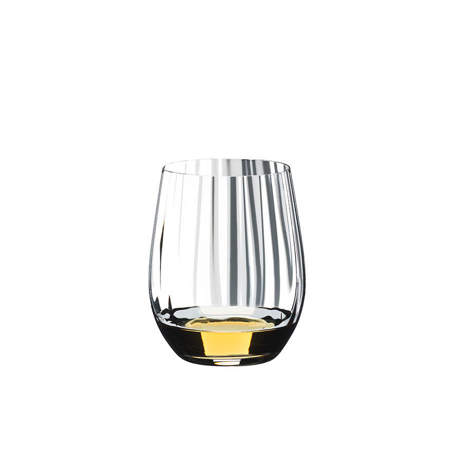 Riedel whiskyglass fra Tumbler Collection med klar design og rillede detaljer, perfekt for å nyte whisky.