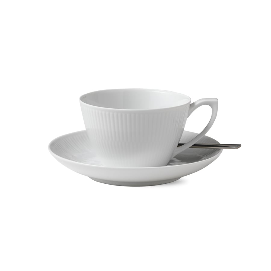 Royal Copenhagen Hvit Riflet Kopp m/Skål 28cl