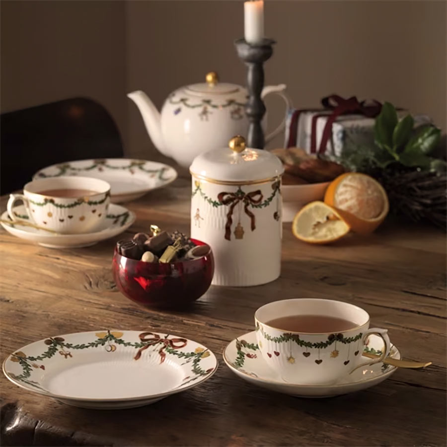 Royal Copenhagen Stjerne Riflet Jul Asjett 19cm