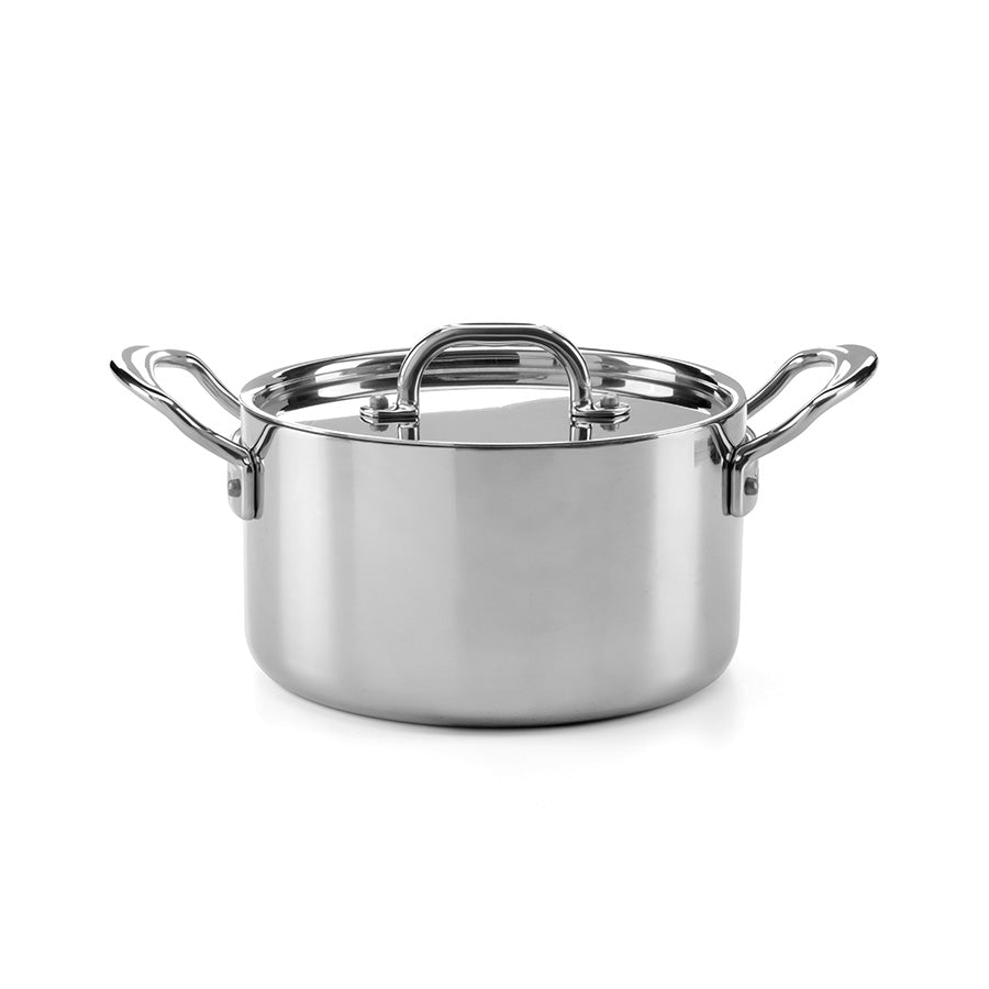 Samuel Groves gryte i rustfritt stål med lokk, ideell for matlaging med kvalitetsgrep og stil.