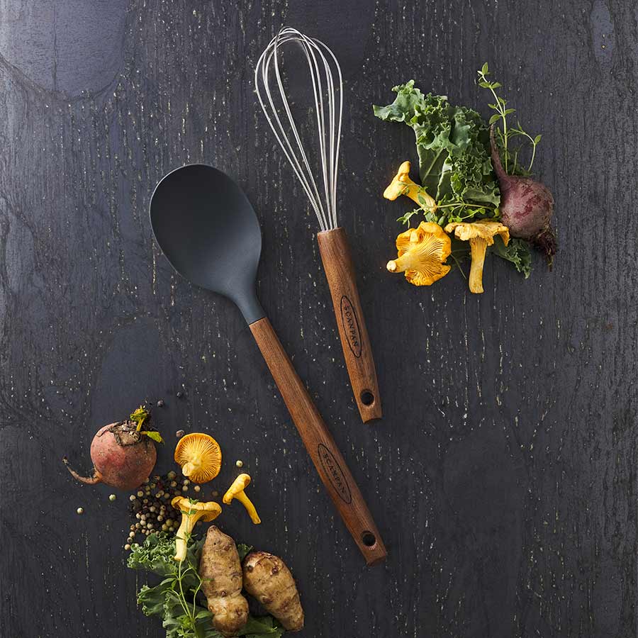 Scanpan Ballongvisp 28cm Karbonisert Ask