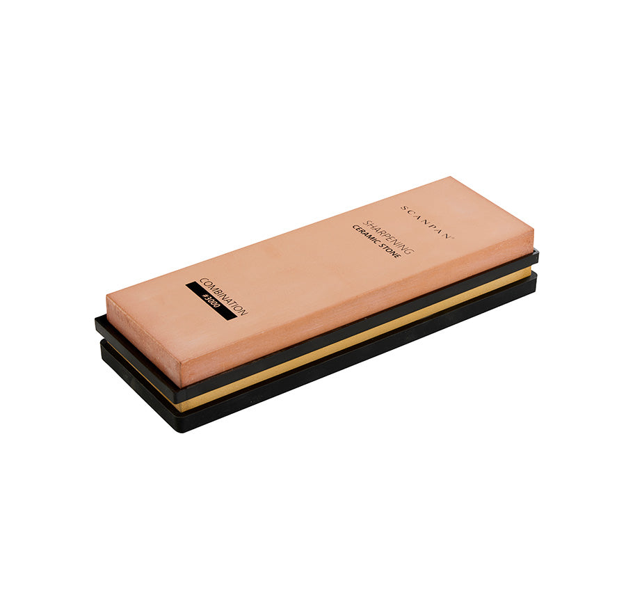 Scanpan dobbelt-sidig keramisk slipestein 1000/3000, med en stilren design for effektiv knivsliping.
