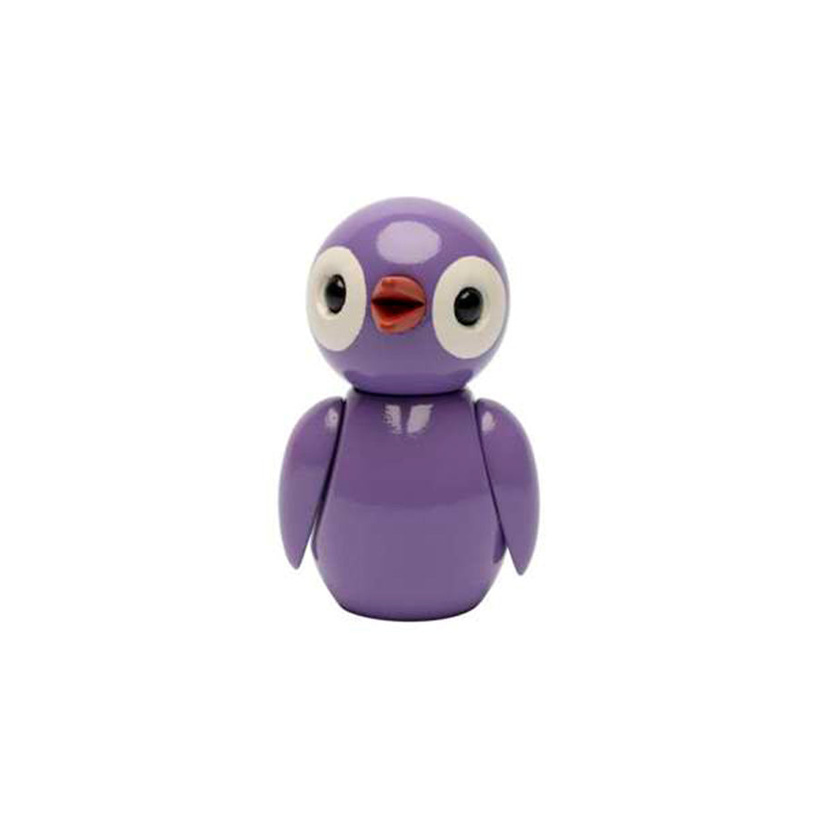 SPRING COPENHAGEN – Spring Copenhagen Wooden Figures Playful Purple, lilla trekfigur med store øyne og leken fugleuttrykk