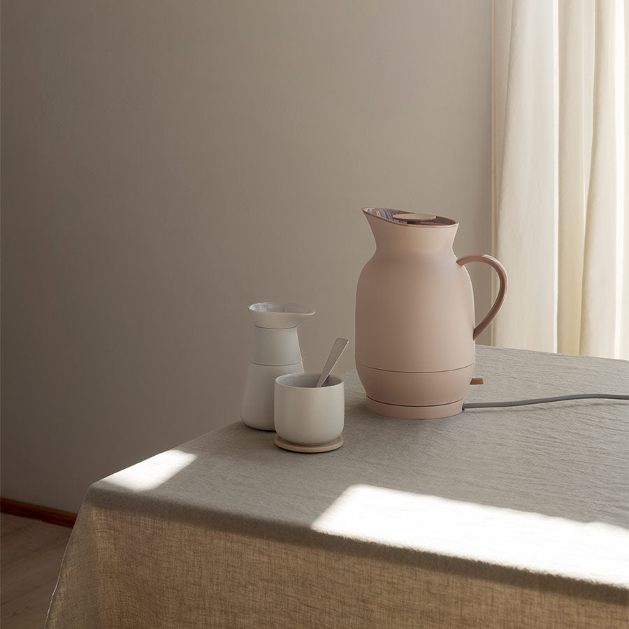 Stelton Amphora Vannkoker 1,2L Soft Peach