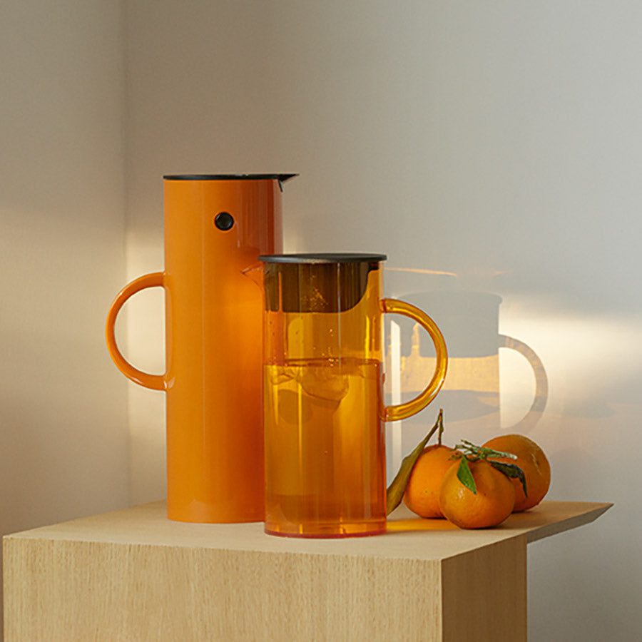 Stelton EM77 Kanne m/lokk 1,5L Oransje