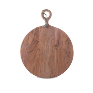 Håndlaget trefjøl i akasietre, rund design med praktisk oppheng, perfekt for servering og dekorasjon.