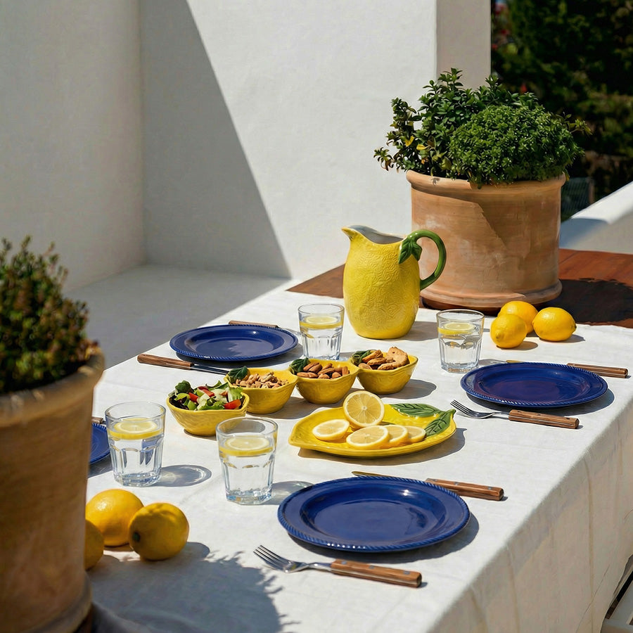 Utendørs borddekking med marineblå tallerken (tallerken) 26,5 cm fra SEASONS Summer Collection