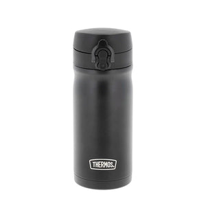 Thermos termokopp i matt svart rustfritt stål, ideell for å holde drikker varme i opptil 9 timer og kalde i opptil 24 timer.