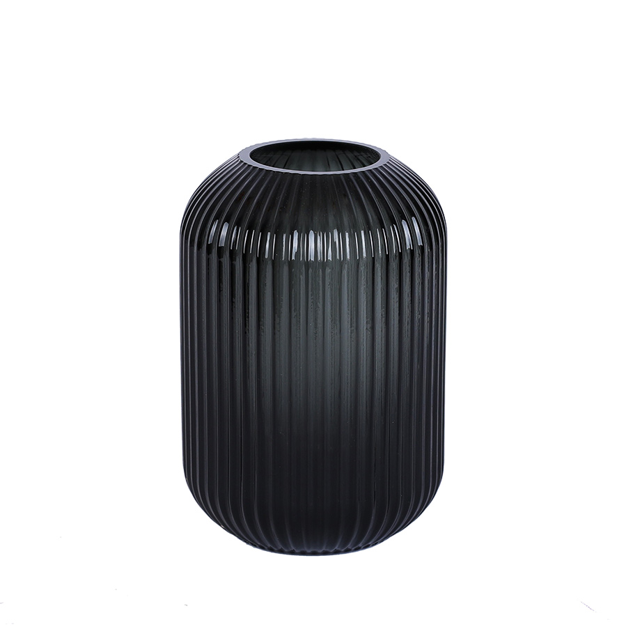 Nova Edge Vase m/riller Sort 22cm